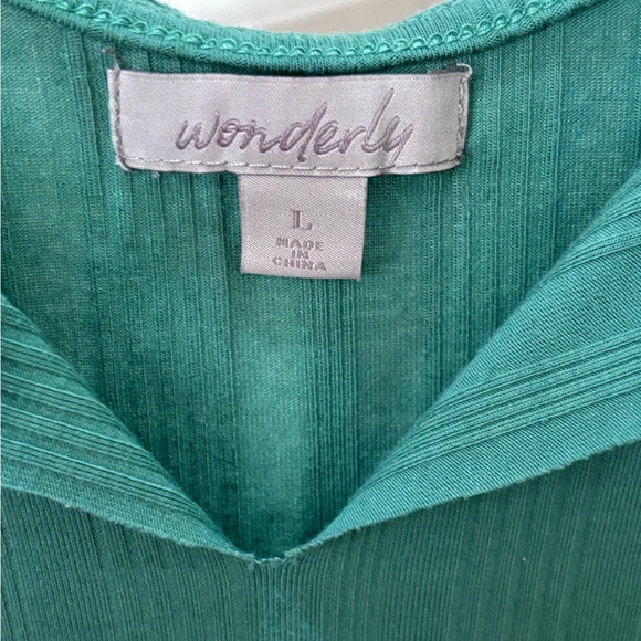 Wonderly Women’s Tank Size Large Ruffle Sleeve Green - Picture 2 of 6